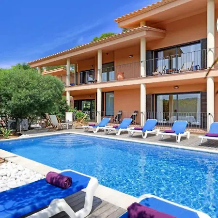 Villa Pinos